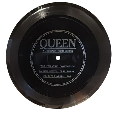 Lot 74 - Freddie Mercury 1989 Handwritten Lyrics For The Queen Fan Club Convention Disc (UK)