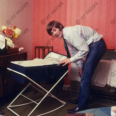 Lot 350 - Spencer Davis 1967 Hamburg Gunter Zint Negatives & Contact Sheet  (Germany)